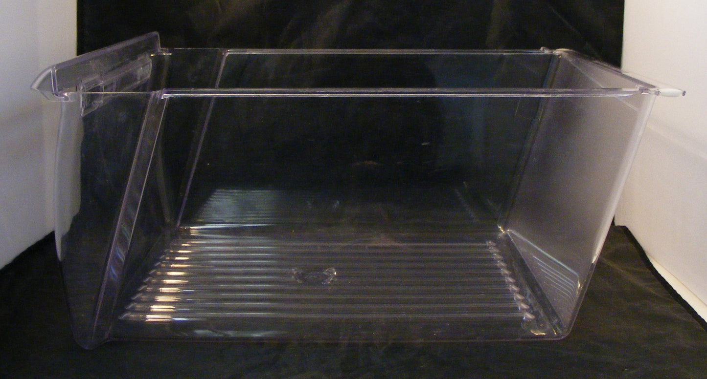 240351005 crisper drawer 3