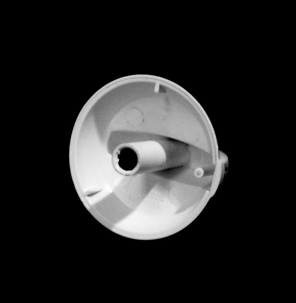 316220008 knob back