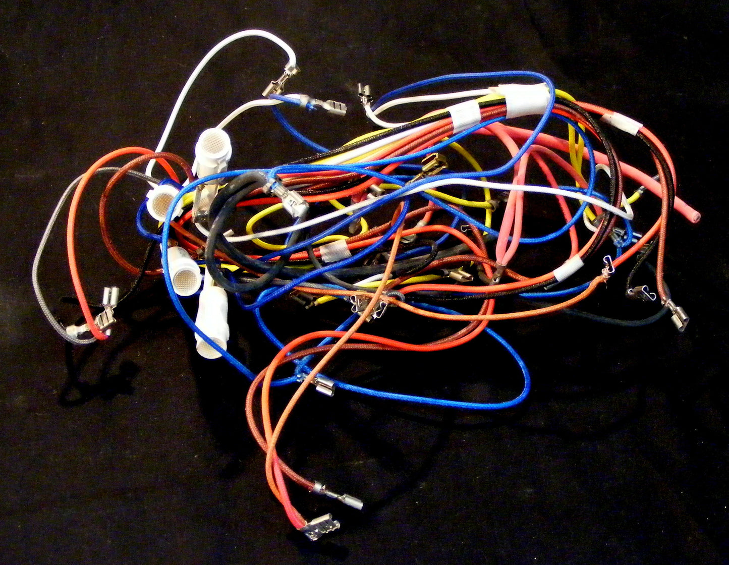 318199417 wiring harness