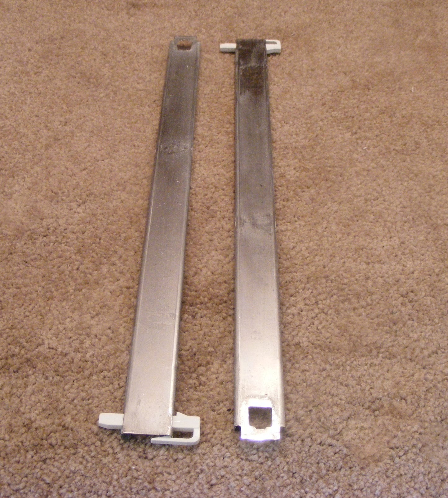 3369071 Whirlpool Dishwasher Dish Rack Track Set of 2