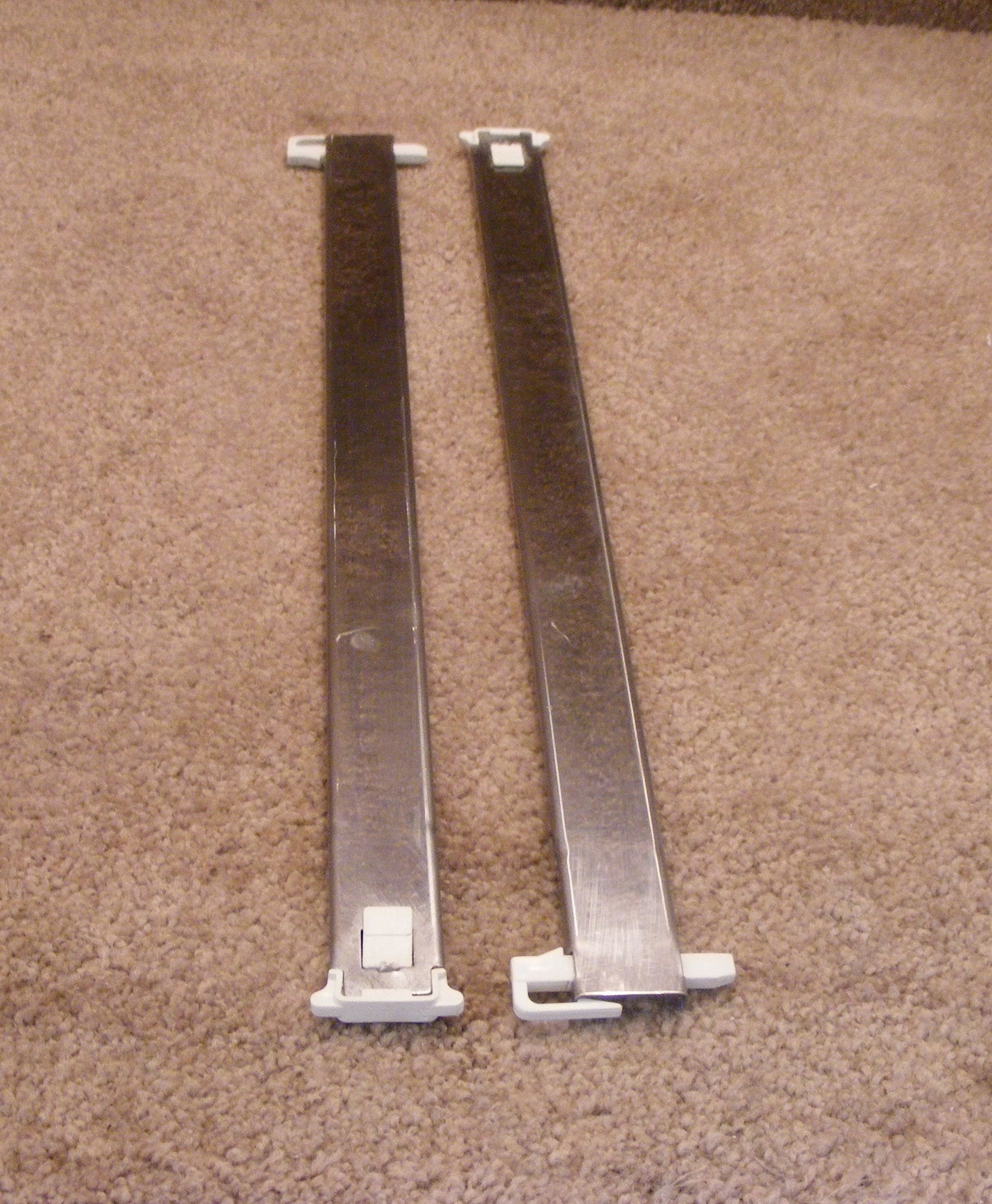 3369071 Whirlpool Dishwasher Dish Rack Track Set of 2