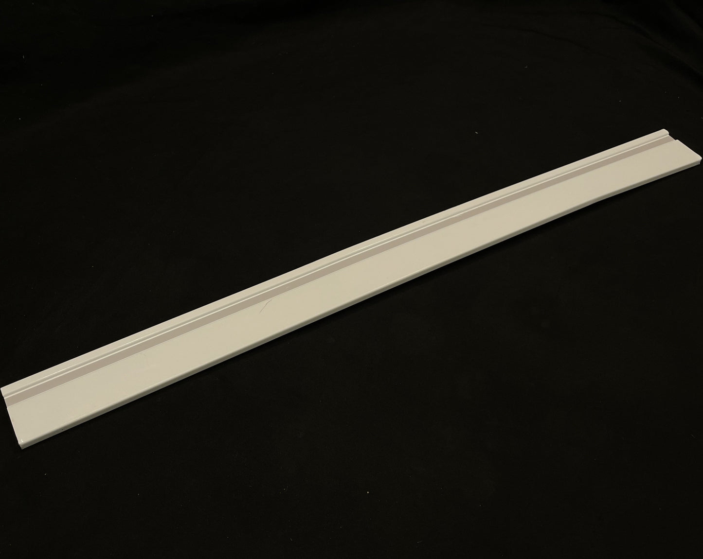 216371700 Frigidaire Freezer Shelf Trim