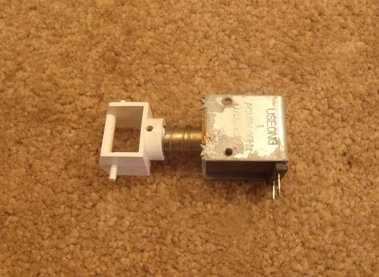 61005253 61005844 Jenn Air Refrigerator Solenoid with Yoke Assembly