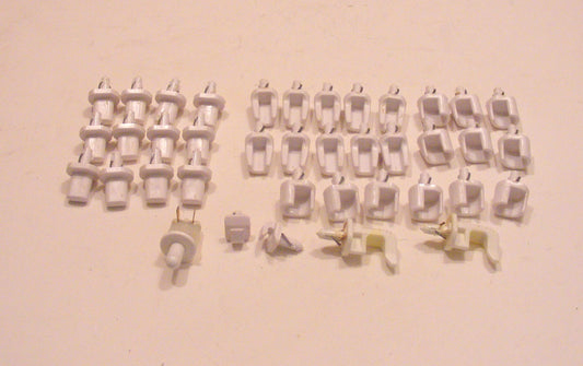 650704 Whirlpool Freezer Shelf Stud Pack