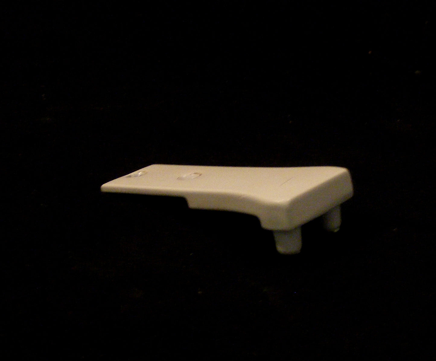 944157 Whirlpool Kenmore Refrigerator White Handle End Cap