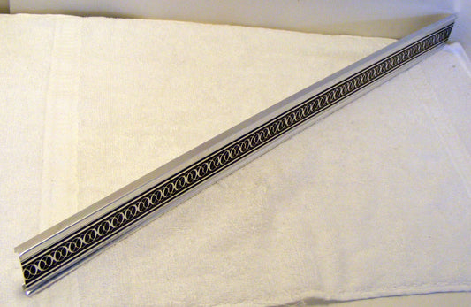 F129782 Gibson Freezer Door Shelf Trim