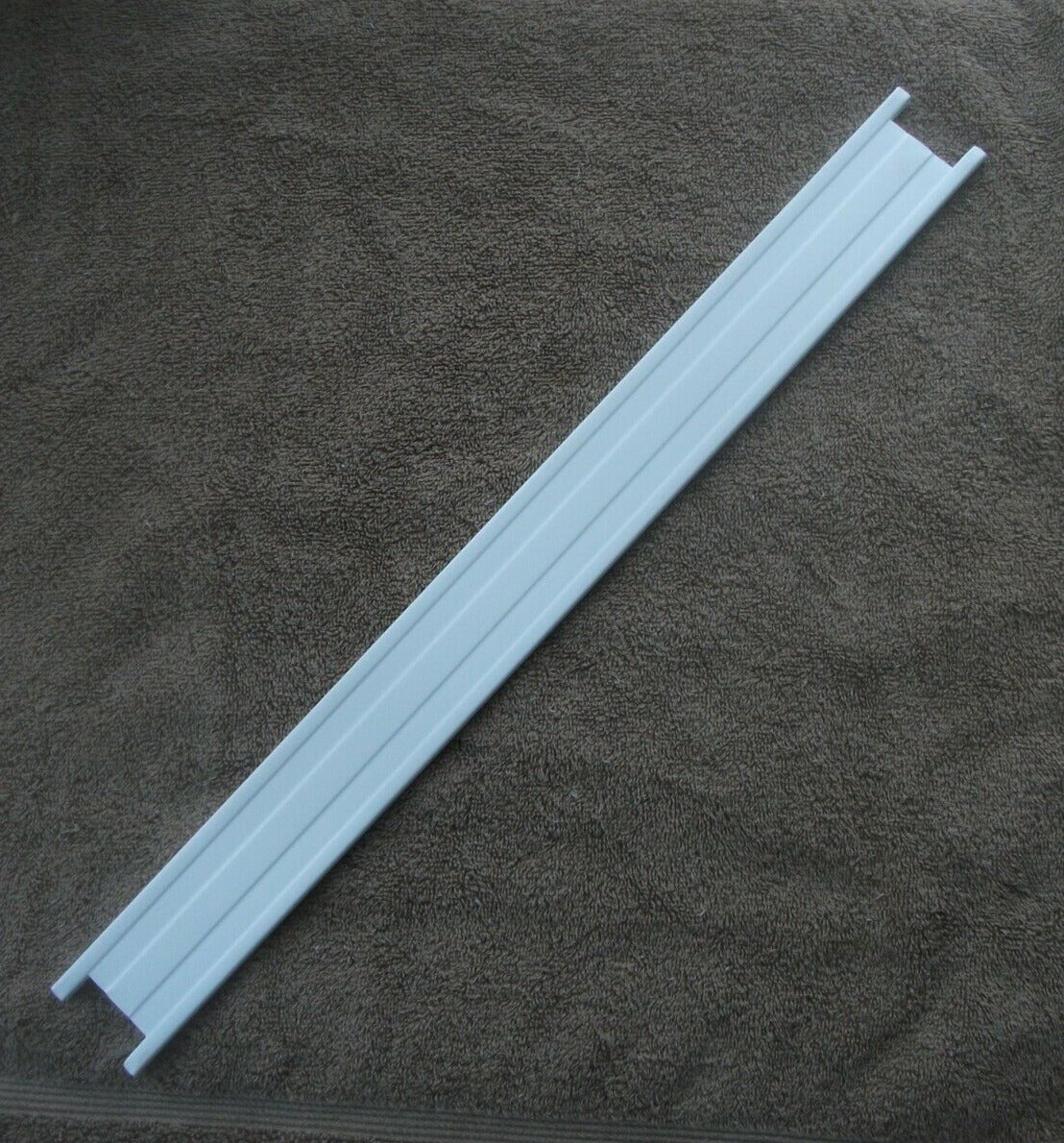 WR17X11923 GE Freezer Door Rails 20 3/4"