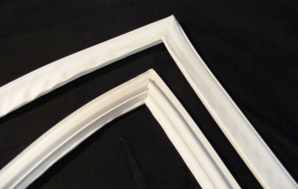 WR24X10302 GE Refrigerator Freezer Door Gasket