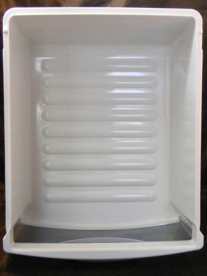 WR32X10463 crisper drawer pan 3