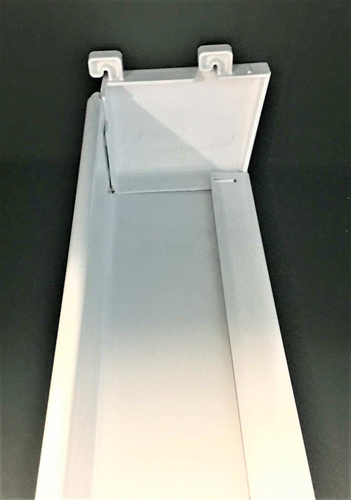 WR71X10017 shelf end