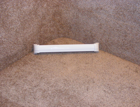 WR17X11351 Door Rail