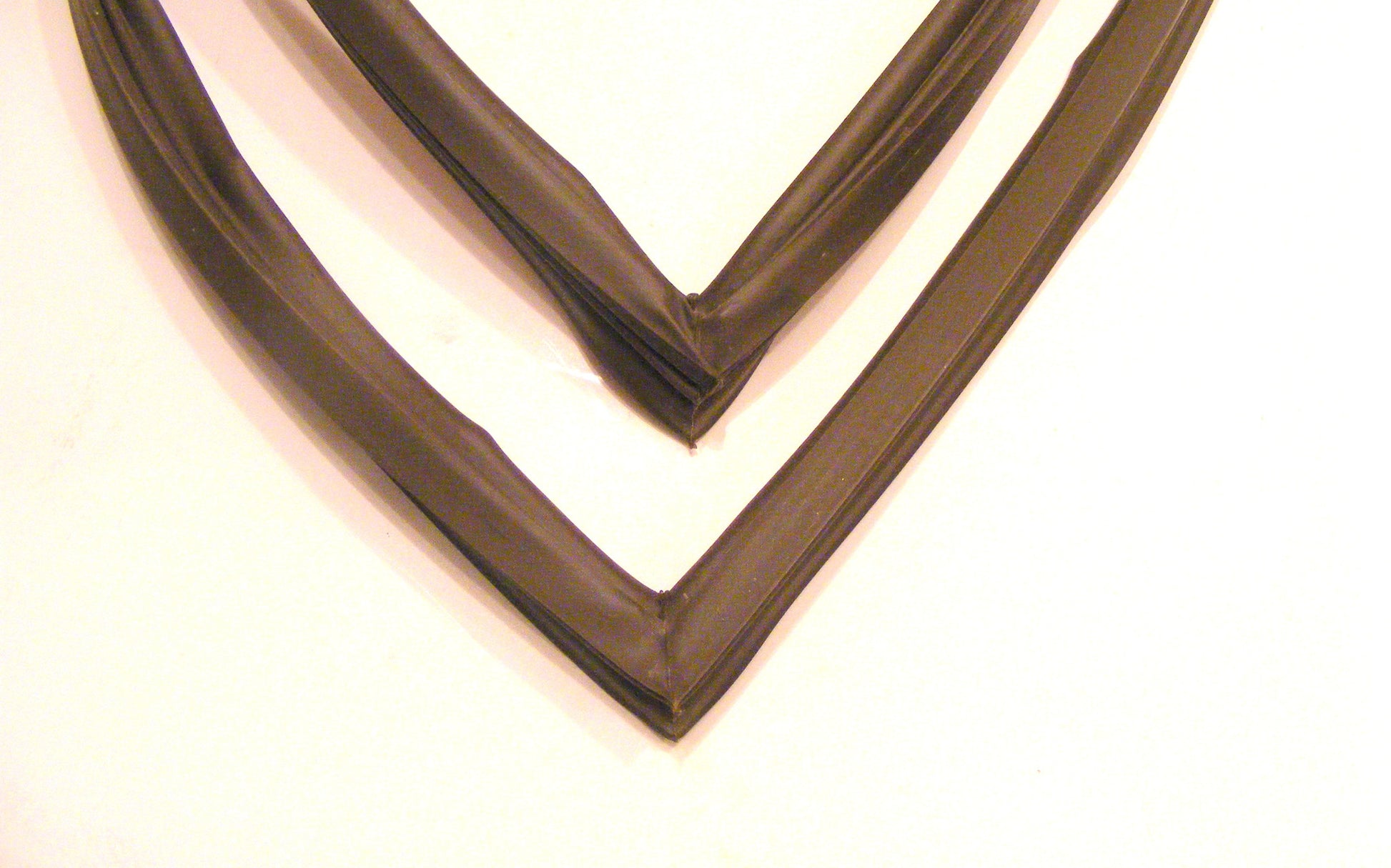 WR24X313 Hotpoint Refrigerator Brown Door Gasket