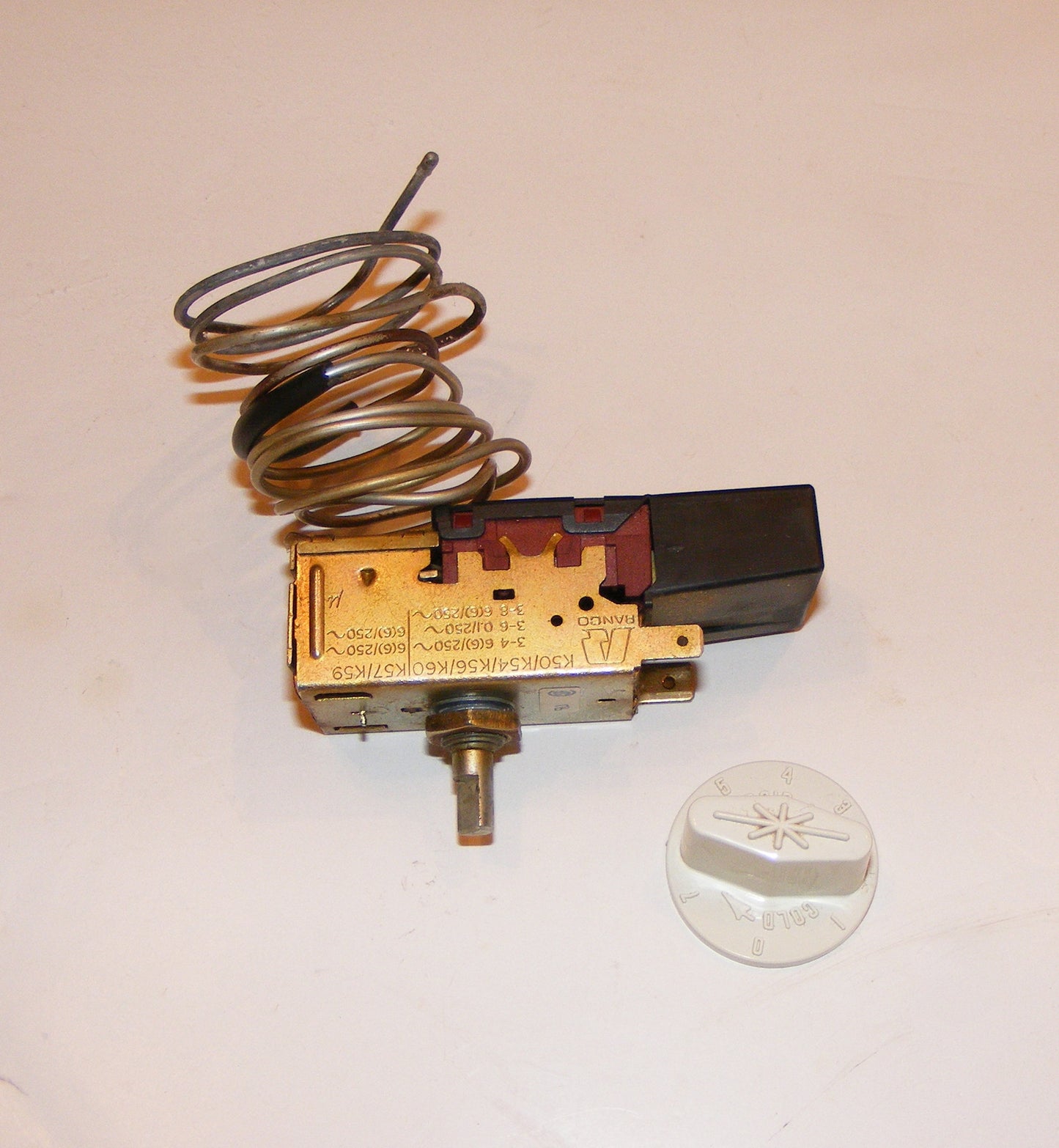 Y09100006 Maytag Freezer Cold Control